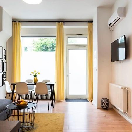 Kudamm Plus Ac Plus Selfcheckin Plus Free Street Parking Berlino Esterno foto